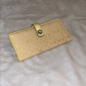 Coach wallet